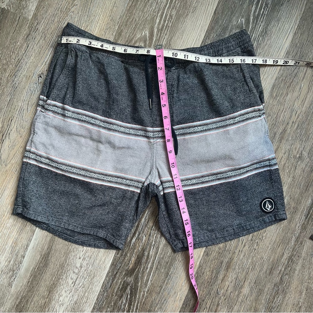 Volcom 5 Pocket Drawstring Shorts - image 4